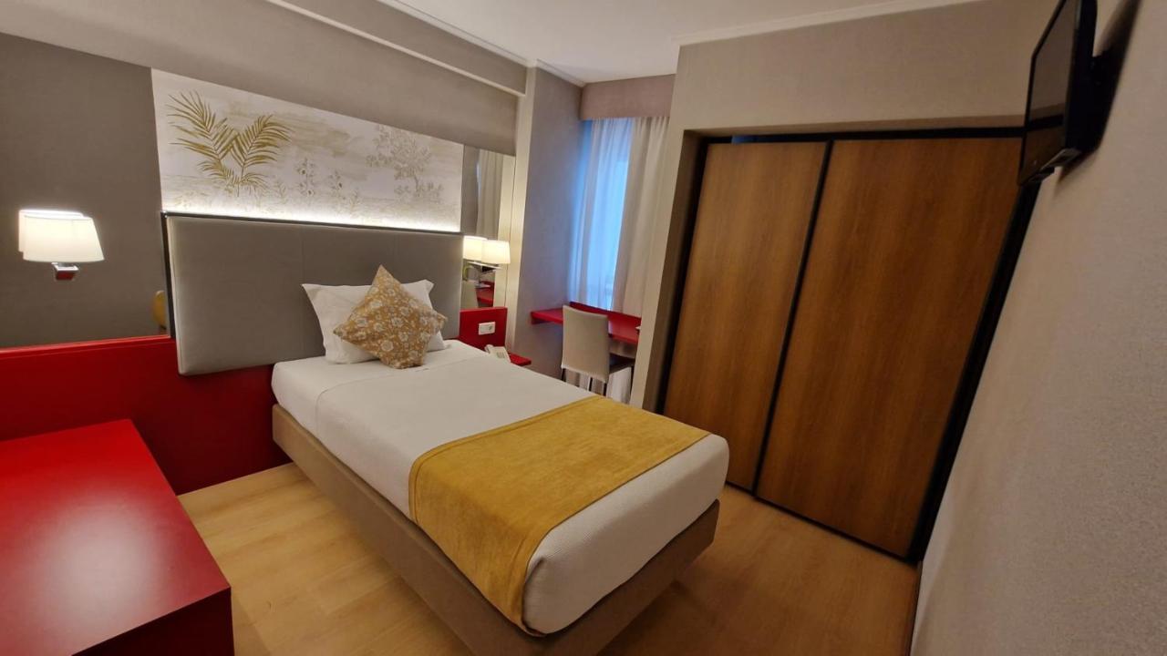 Hotel 3K Madrid Lisboa Екстериор снимка
